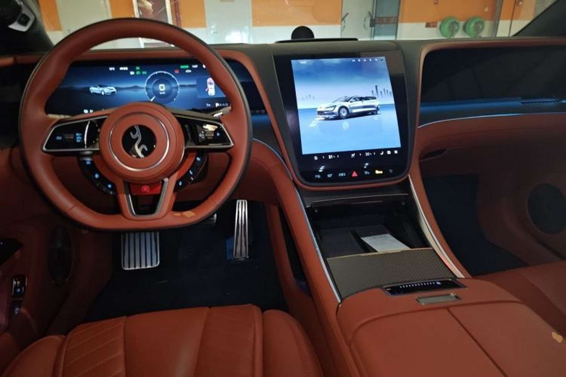 Used Yangwang U7 2025 EV Five-Seat Luxury Edition Center Console