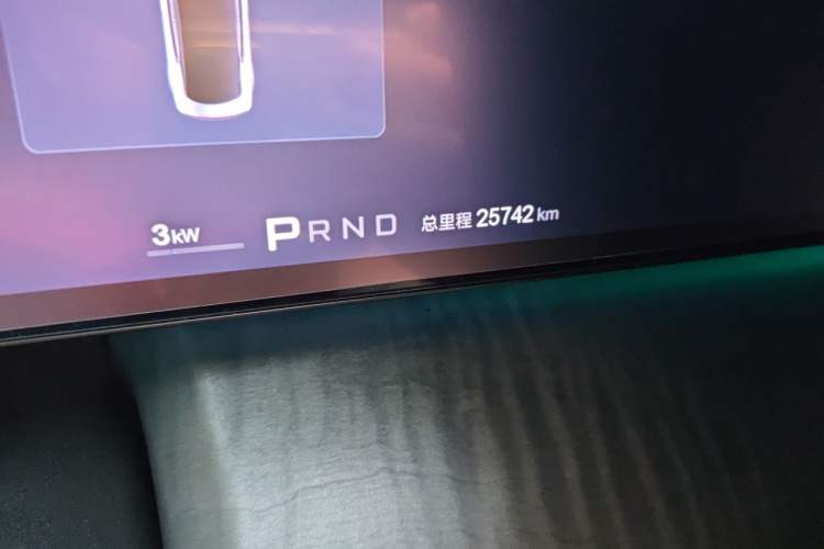 Used Yangwang U7 2025 PHEV Five-Seat Luxury Edition Odometer Close Up