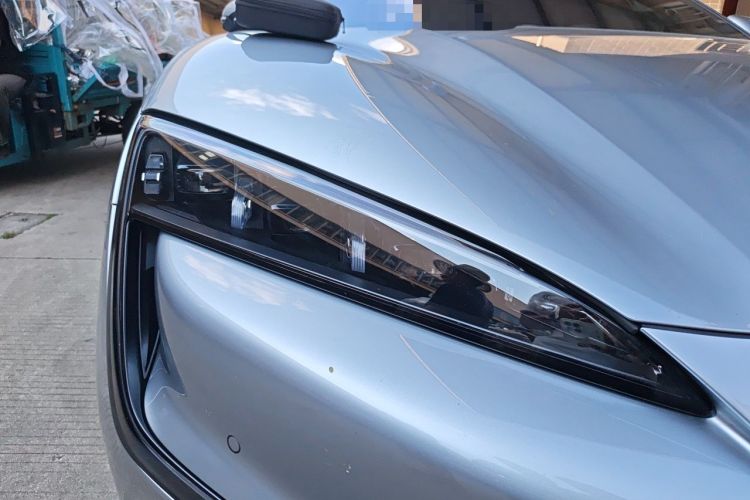 Used Yangwang U7 2025 PHEV Five-Seat Luxury Edition Right Front Headlight