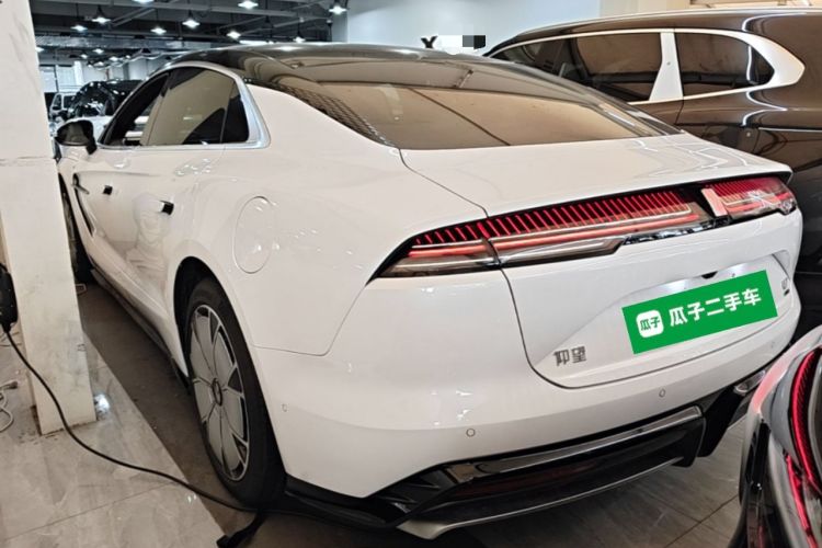 Used Yangwang U7 2025 PHEV Five-Seat Luxury Edition Rear Left 45 Deg