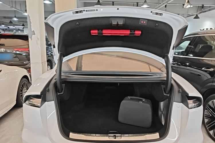 Used Yangwang U7 2025 PHEV Five-Seat Luxury Edition Trunk