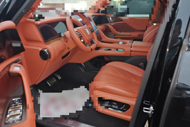 Used Yangwang U8 2023 Luxury Edition Driver Seat
