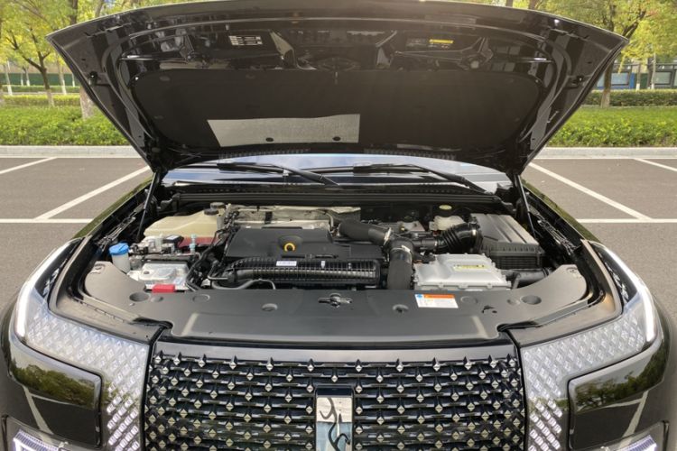 Used Yangwang U8 2023 Luxury Edition Engine Bay