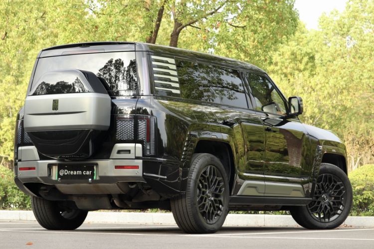 Used Yangwang U8 2023 Luxury Edition Exterior 1