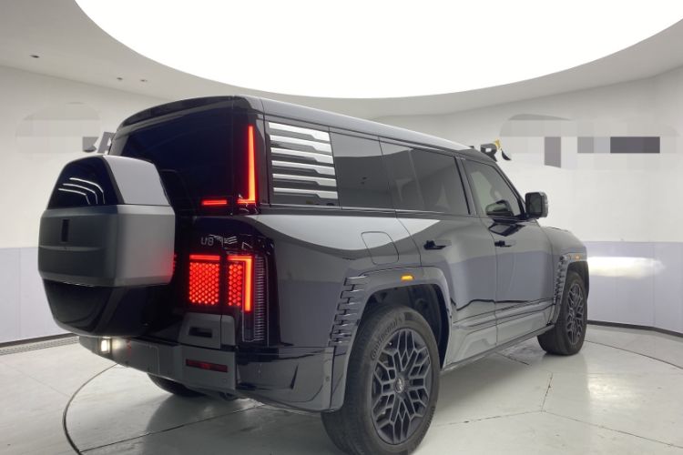 Used Yangwang U8 2023 Luxury Edition Exterior 4