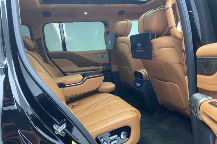 Used Yangwang U8 2023 Luxury Edition Headliner