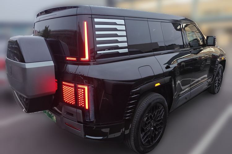 Used Yangwang U8 2023 Luxury Edition Rear Right 45 Deg