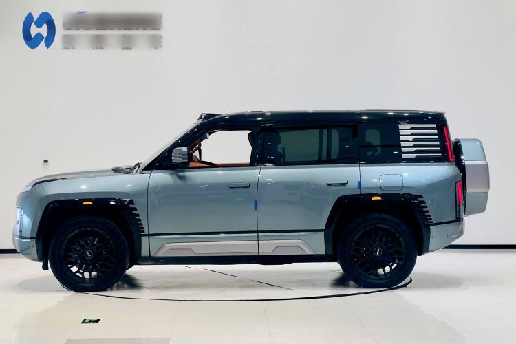 Used Yangwang U8 2023 Luxury Edition Exterior 2