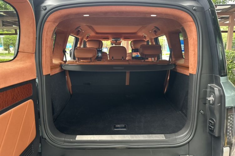 Used Yangwang U8 2023 Luxury Edition Interior 10
