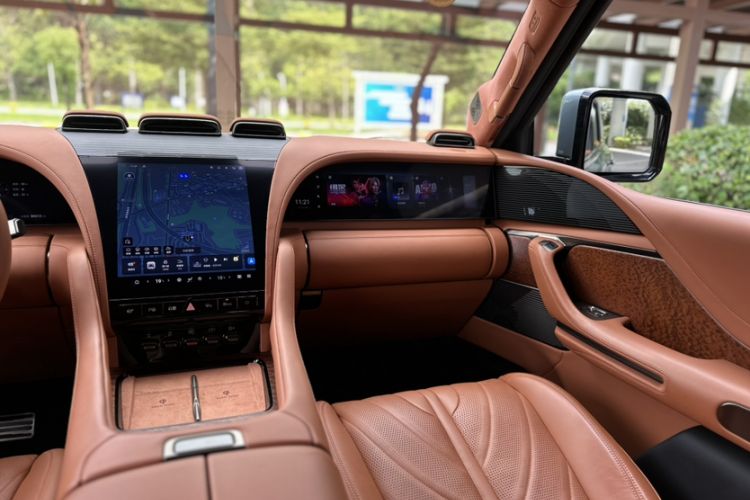 Used Yangwang U8 2023 Luxury Edition Interior 12