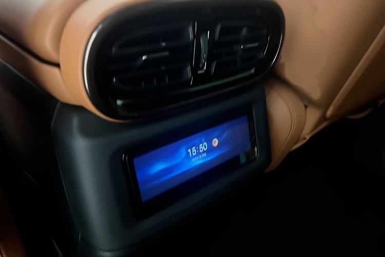 Used Yangwang U8 2023 Luxury Edition Interior 2