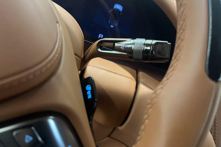 Used Yangwang U8 2023 Luxury Edition Interior 4