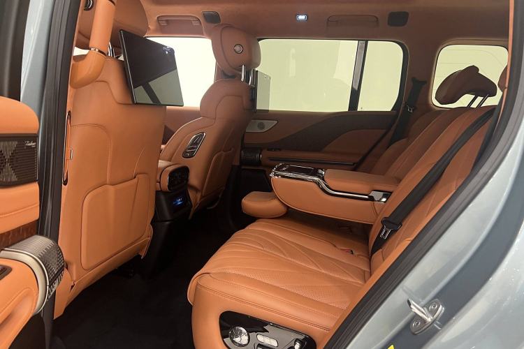 Used Yangwang U8 2023 Luxury Edition Interior 6