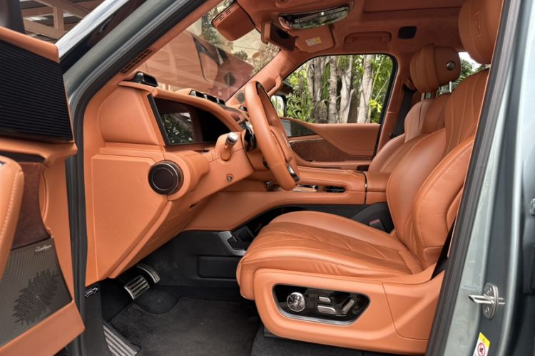 Used Yangwang U8 2023 Luxury Edition Interior 8