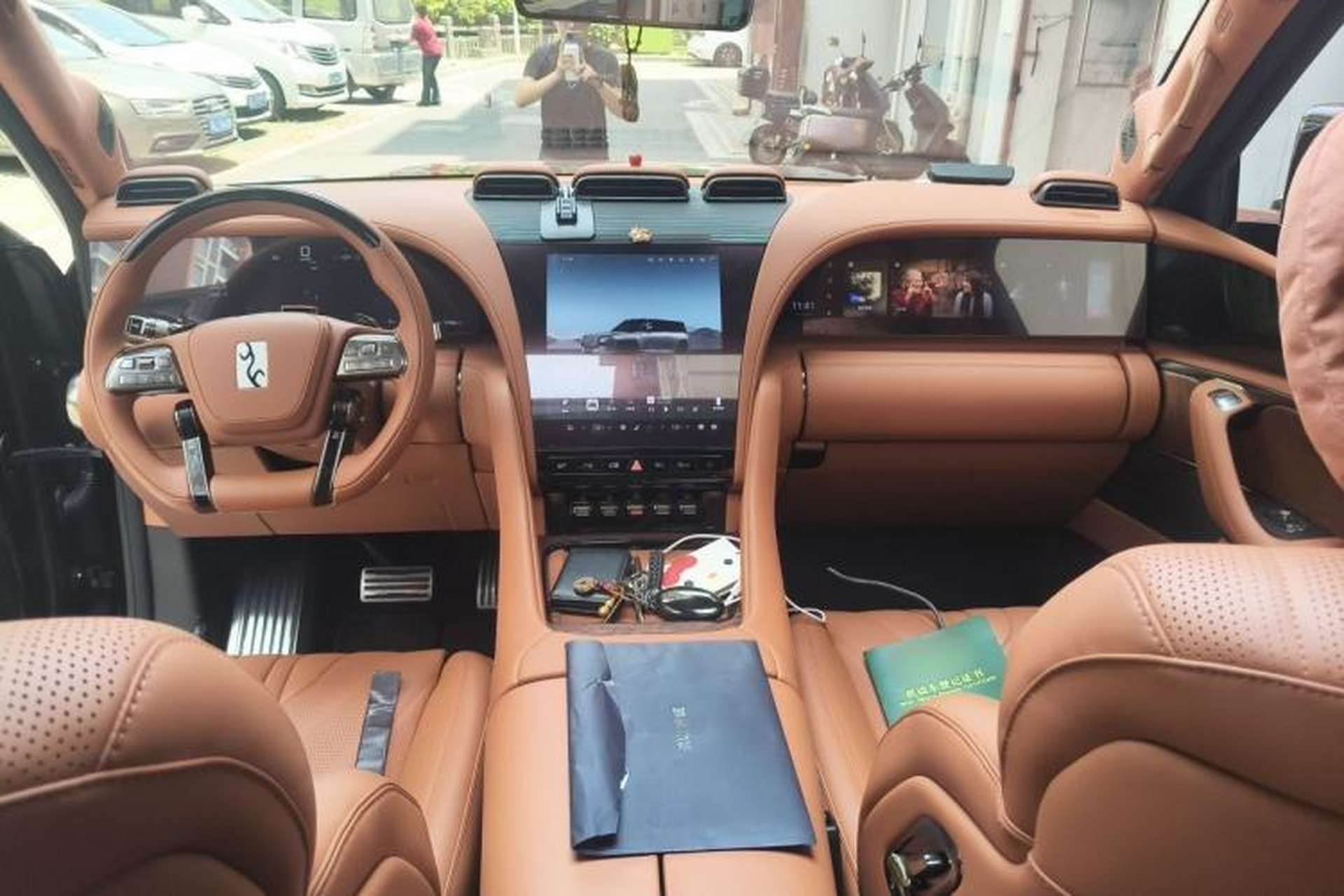 Used Yangwang U8 2023 Luxury Edition Center Console