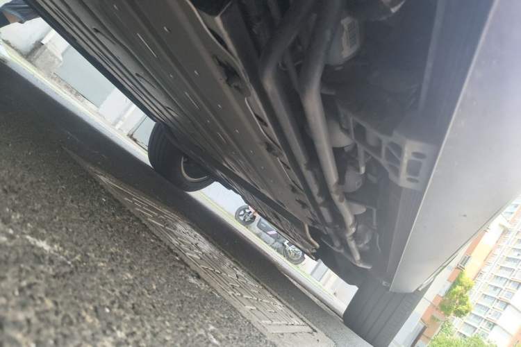 Used Yangwang U8 2023 Luxury Edition Chassis Front Left