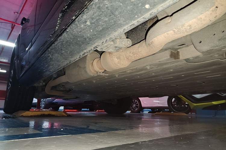 Used Yangwang U8 2023 Luxury Edition Chassis Front Right