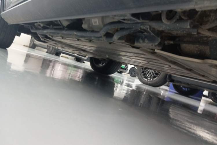 Used Yangwang U8 2023 Luxury Edition Chassis Rear Left
