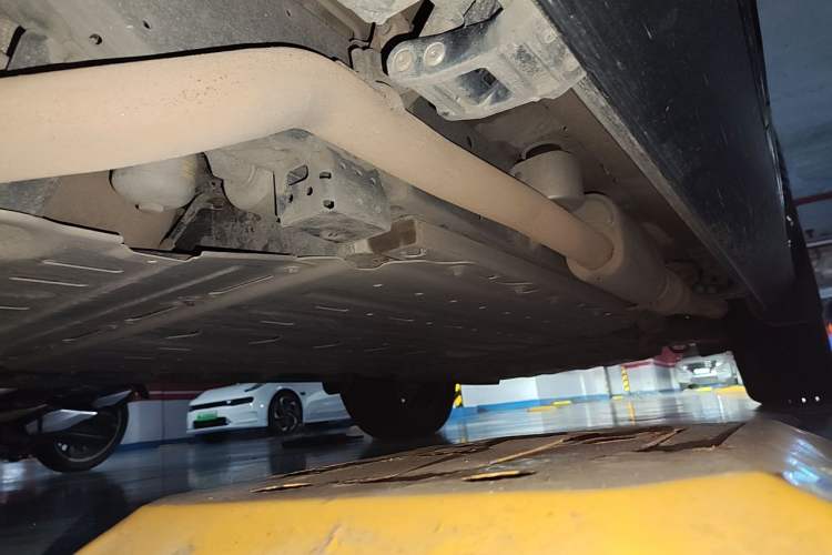 Used Yangwang U8 2023 Luxury Edition Chassis Rear Right