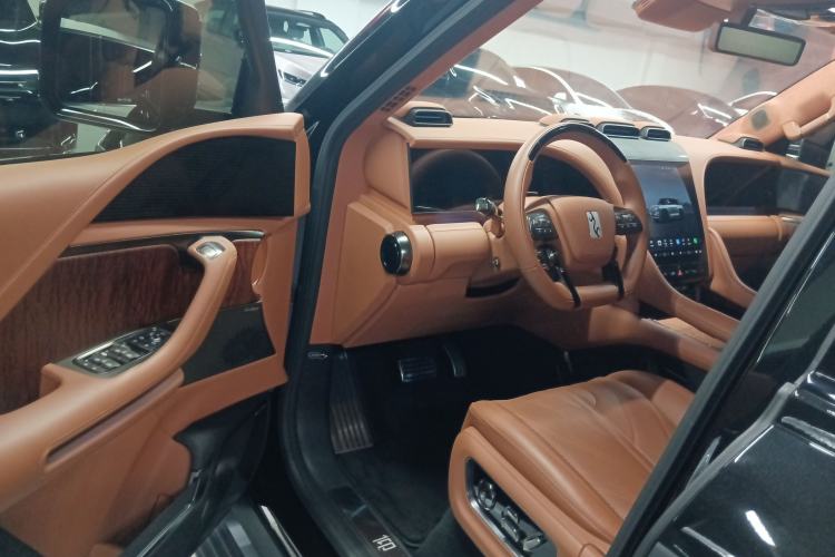 Used Yangwang U8 2023 Luxury Edition Driver Seat