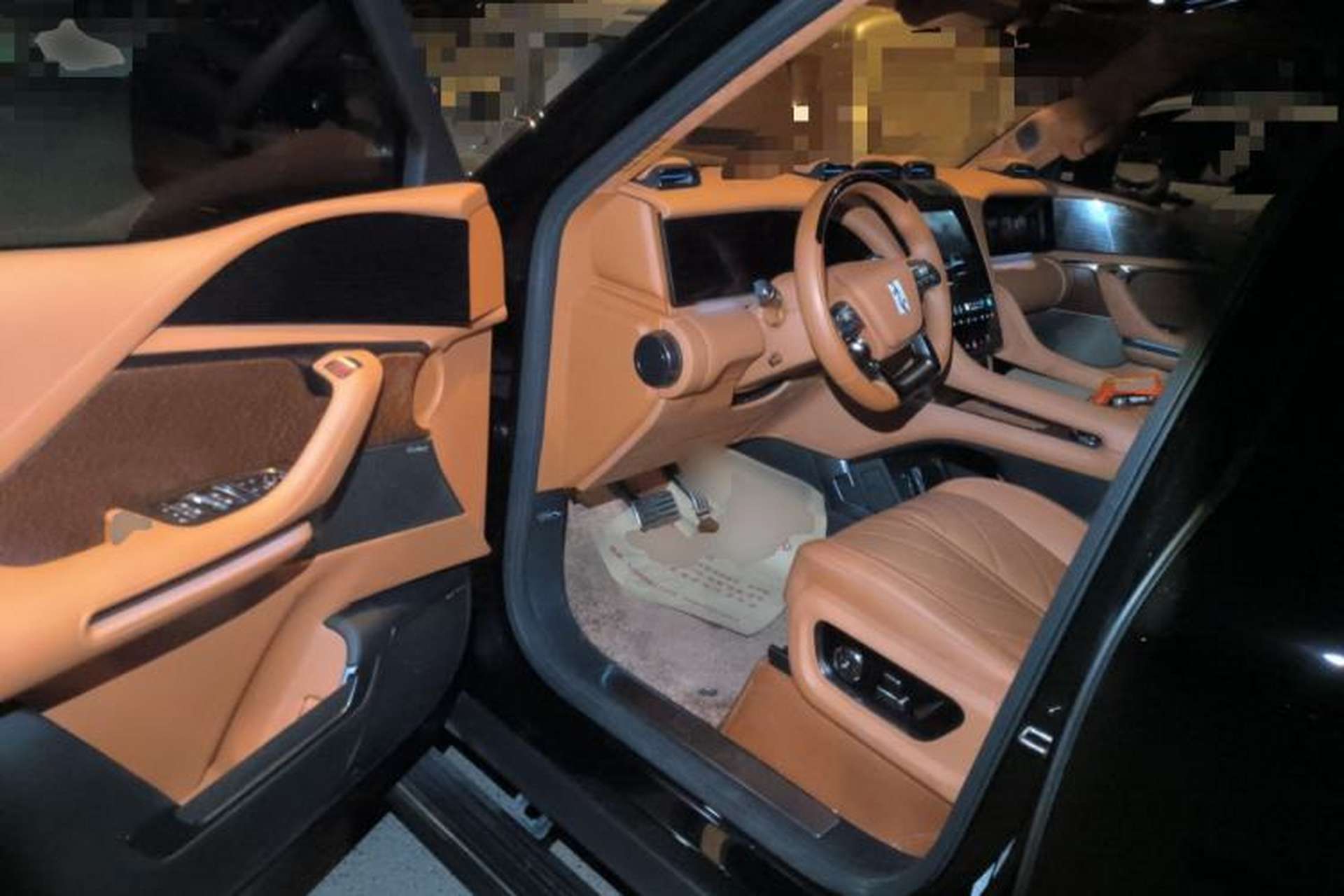 Used Yangwang U8 2023 Luxury Edition Driver Seat