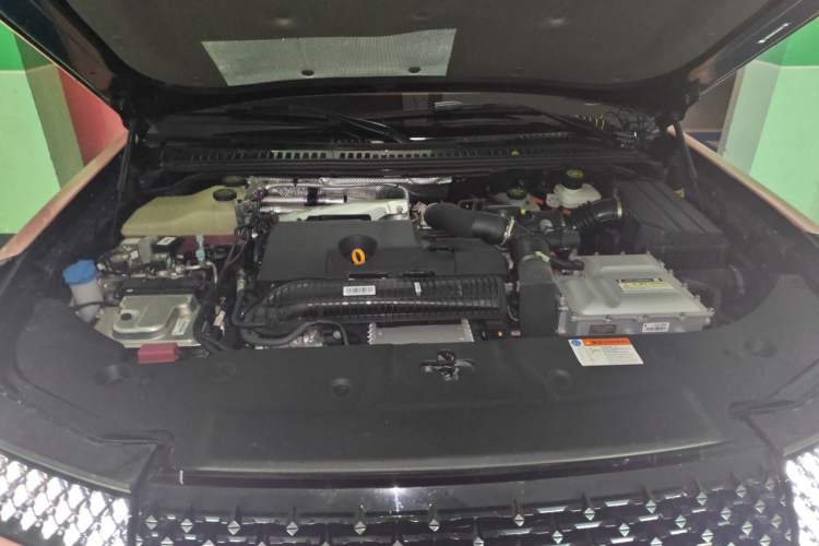 Used Yangwang U8 2023 Luxury Edition Engine Bay