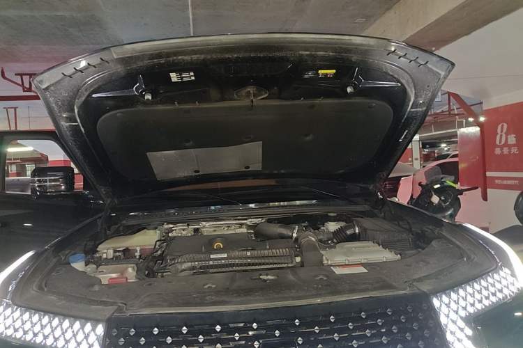 Used Yangwang U8 2023 Luxury Edition Engine Bay