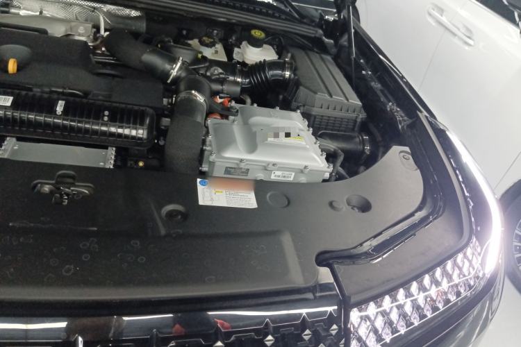 Used Yangwang U8 2023 Luxury Edition Engine Bay Left