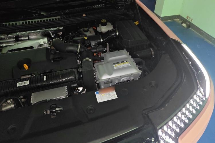Used Yangwang U8 2023 Luxury Edition Engine Bay Left