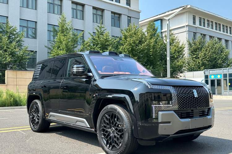 Used Yangwang U8 2023 Luxury Edition Exterior 1