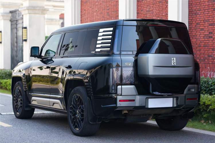Used Yangwang U8 2023 Luxury Edition Exterior 6