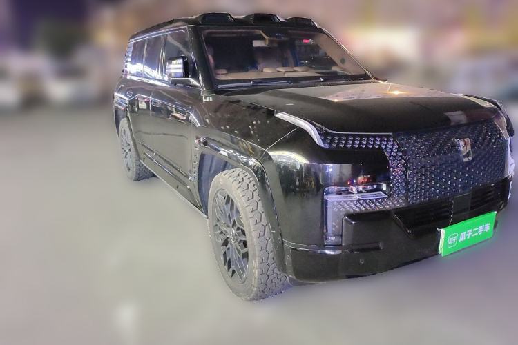 Used Yangwang U8 2023 Luxury Edition Front Right 45 Deg