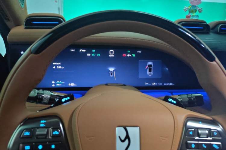 Used Yangwang U8 2023 Luxury Edition Instrument Cluster
