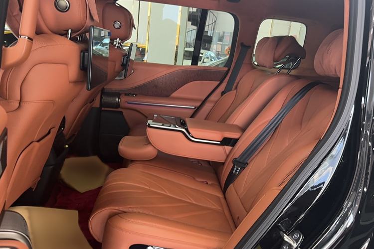 Used Yangwang U8 2023 Luxury Edition Interior 1