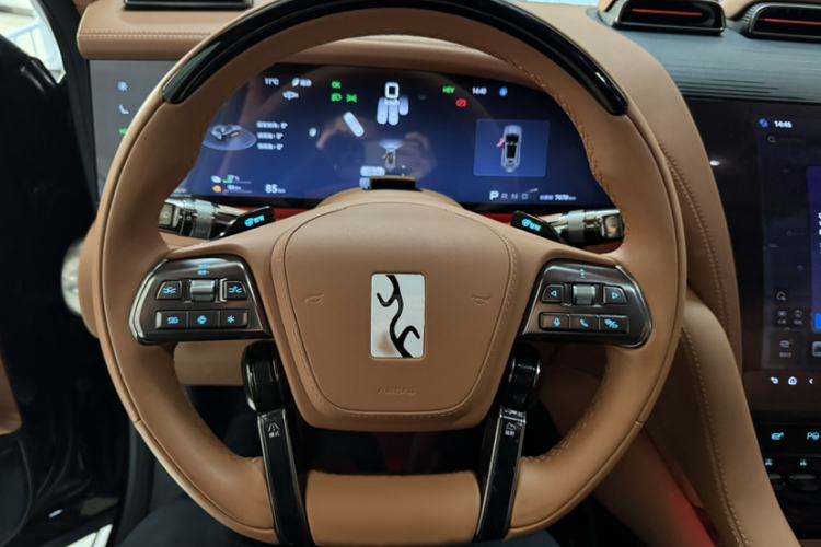 Used Yangwang U8 2023 Luxury Edition Interior 1