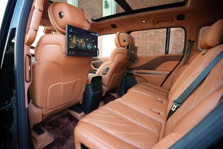 Used Yangwang U8 2023 Luxury Edition Interior 2