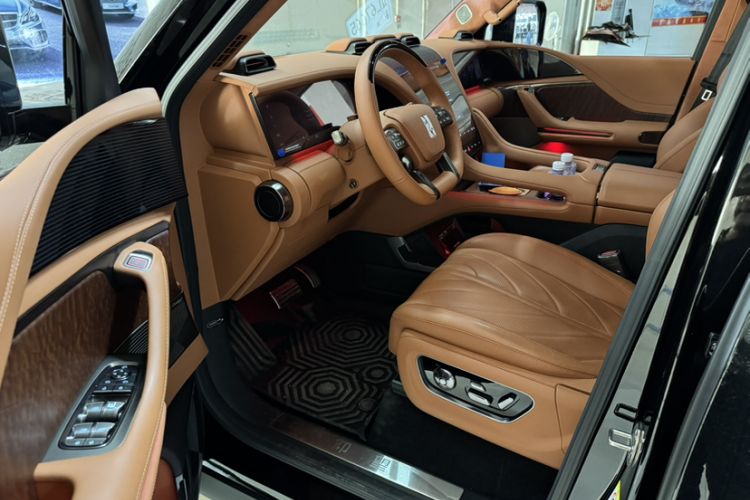 Used Yangwang U8 2023 Luxury Edition Interior 4