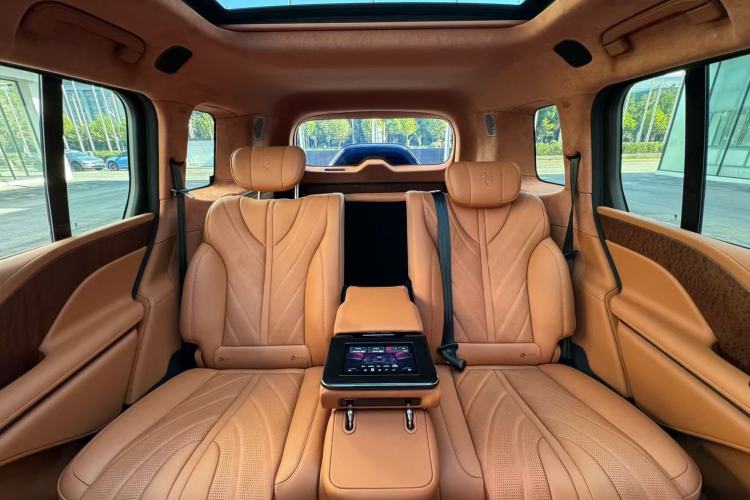 Used Yangwang U8 2023 Luxury Edition Interior 6