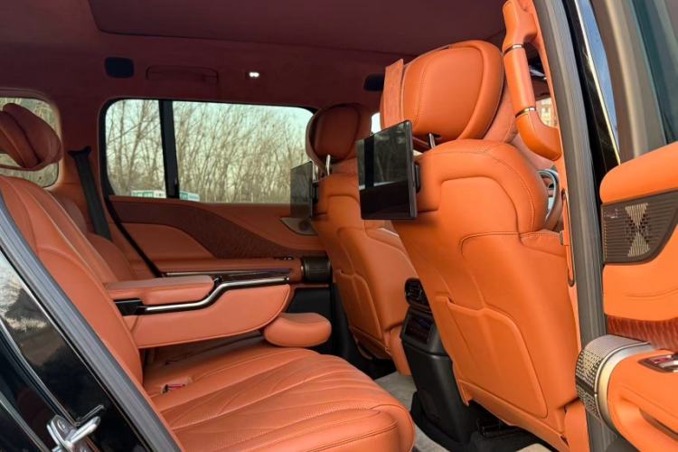 Used Yangwang U8 2023 Luxury Edition Interior 8