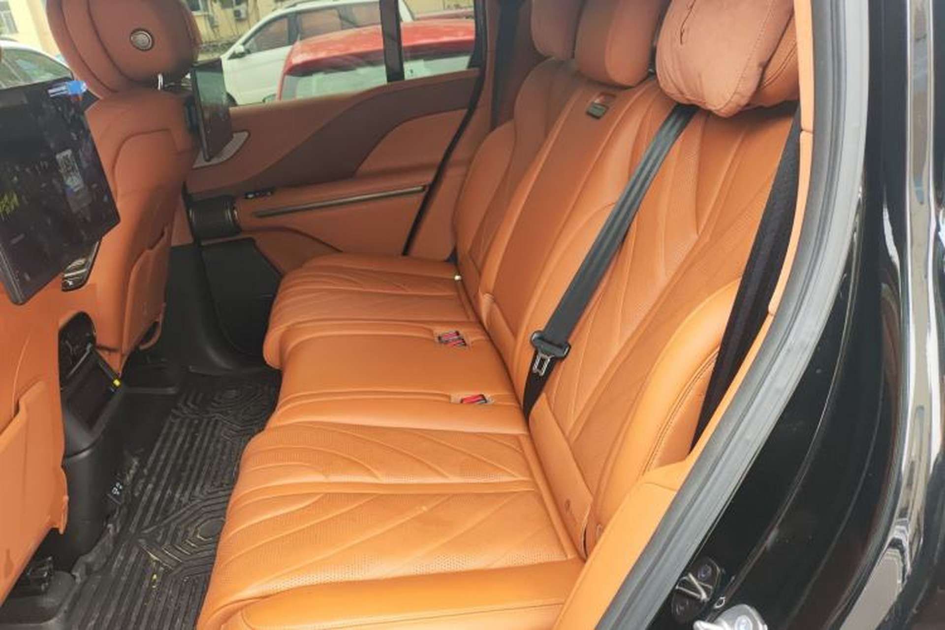 Used Yangwang U8 2023 Luxury Edition Left Rear Seat