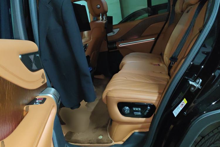Used Yangwang U8 2023 Luxury Edition Left Rear Seat