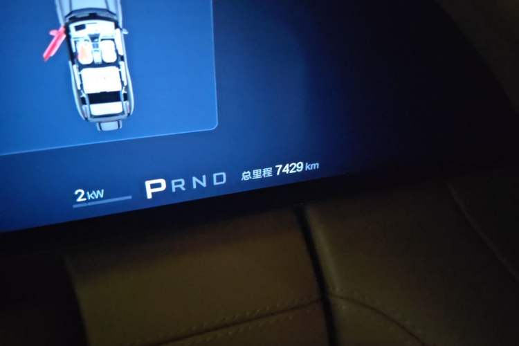 Used Yangwang U8 2023 Luxury Edition Odometer Close Up