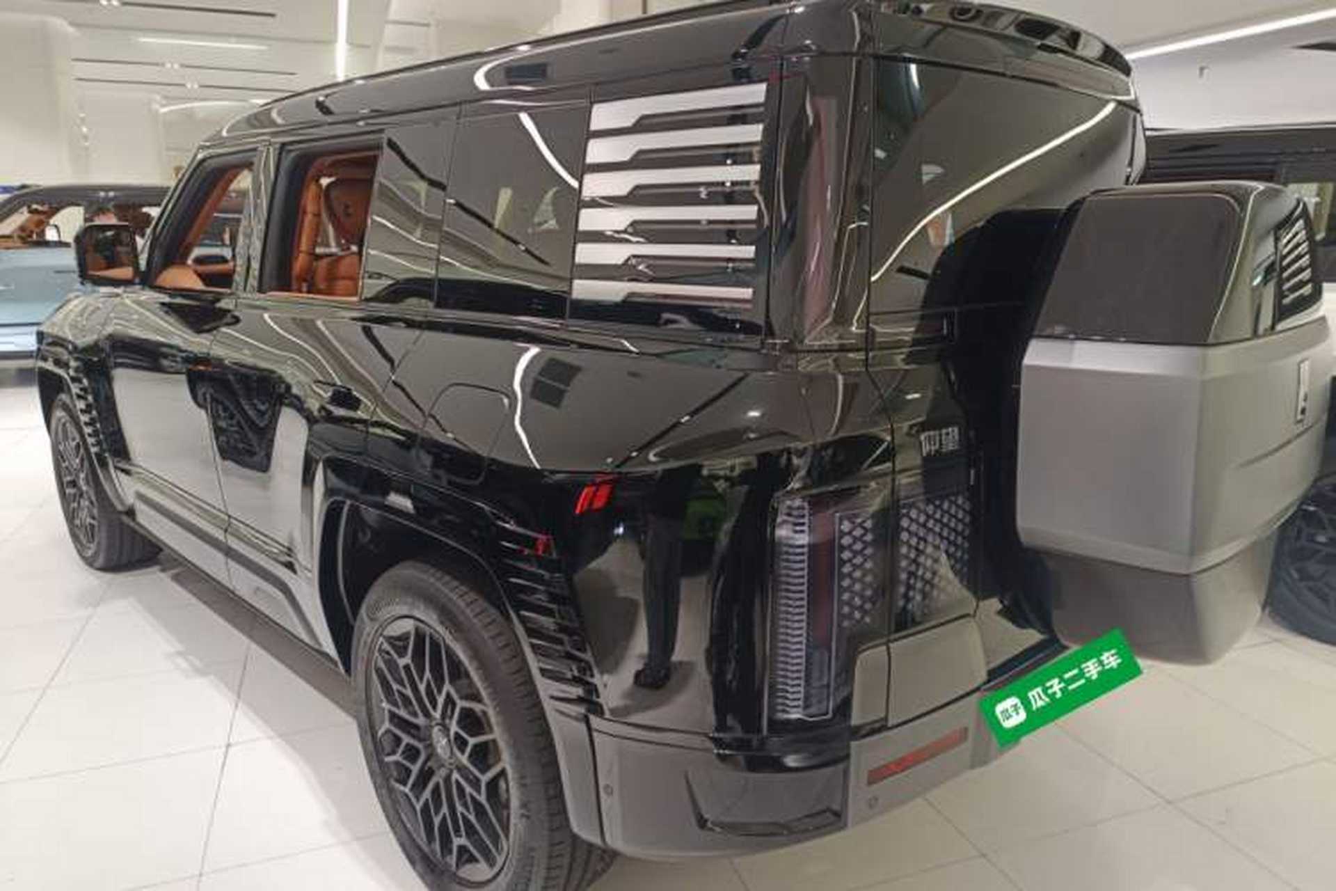 Used Yangwang U8 2023 Luxury Edition Rear Left 45 Deg
