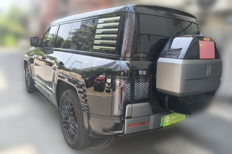 Used Yangwang U8 2023 Luxury Edition Rear Left 45 Deg