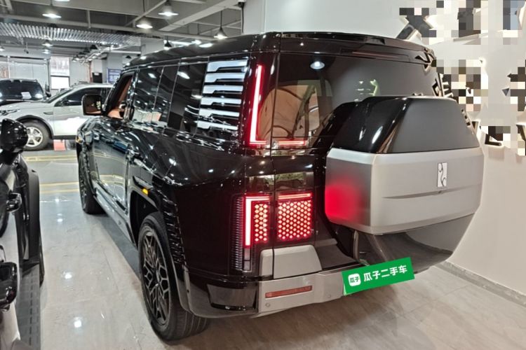Used Yangwang U8 2023 Luxury Edition Rear Left 45 Deg
