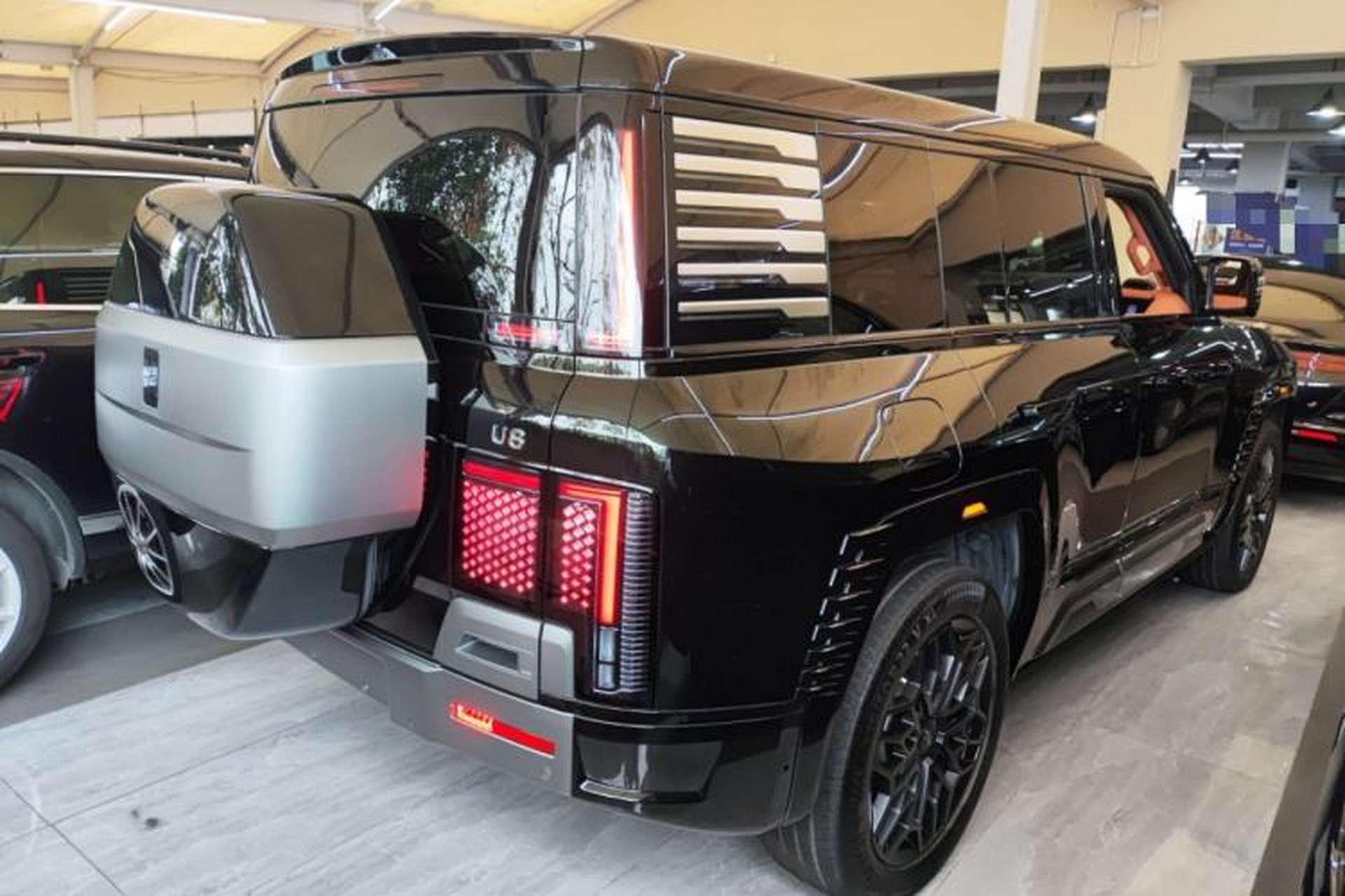 Used Yangwang U8 2023 Luxury Edition Rear Right 45 Deg