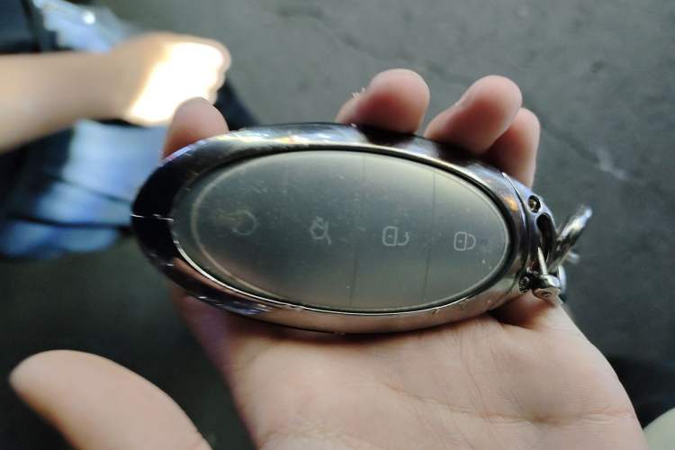 Used Yangwang U8 2023 Luxury Edition Vehicle Key