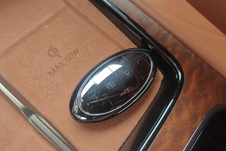 Used Yangwang U8 2023 Luxury Edition Vehicle Key