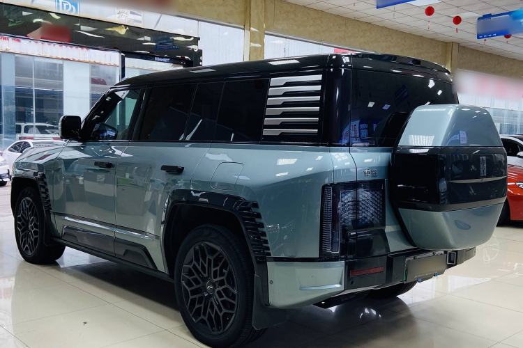 Used Yangwang U8 2023 Luxury Edition Exterior 2