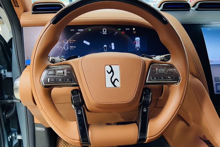 Used Yangwang U8 2023 Luxury Edition Interior 2
